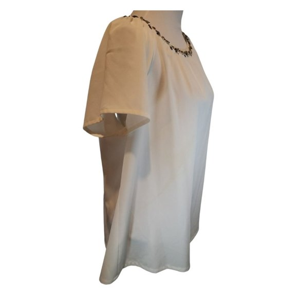 NEW- Modamix White Short Sleeved Blouse with Bead & Rhinestone Size XL - Picture 2 of 5
